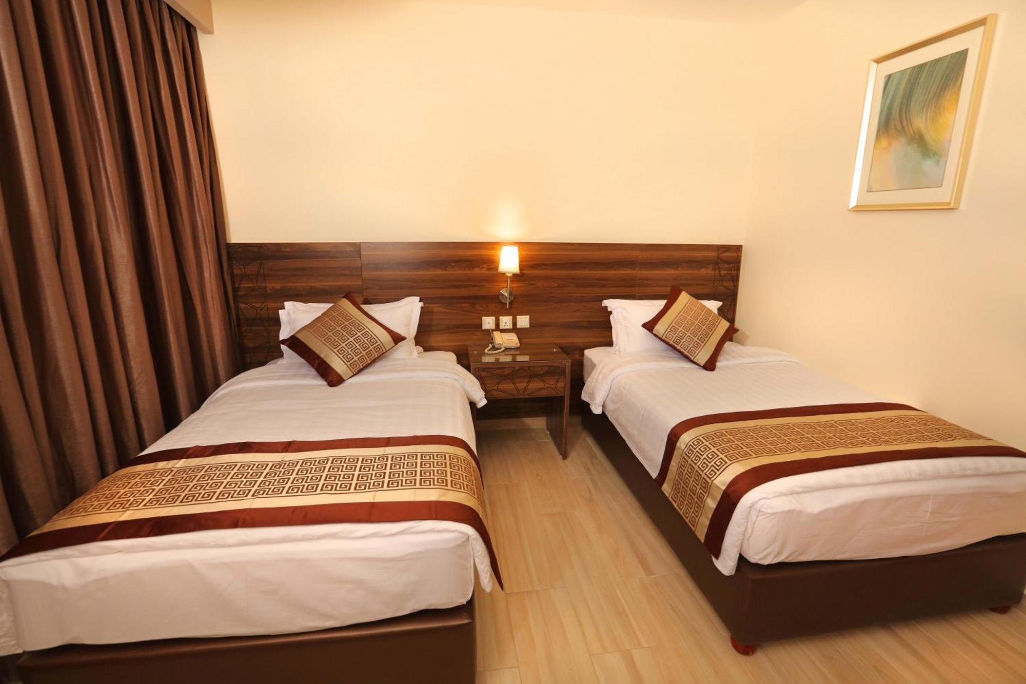 Lacosta Hotel 4*