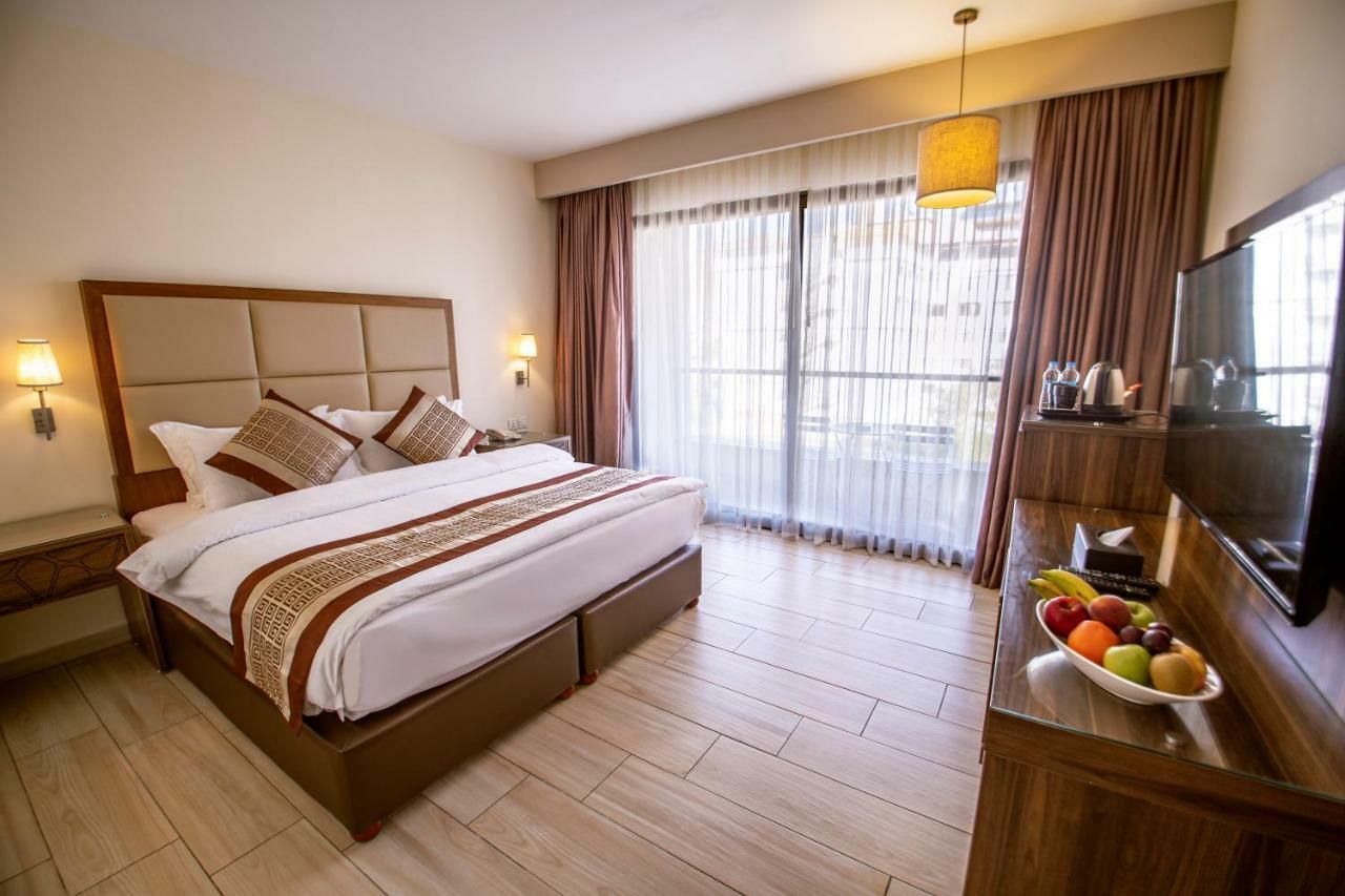 Hotel Lacosta 4*